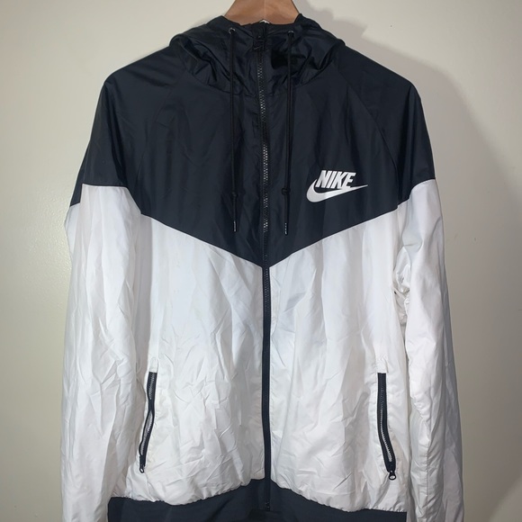 NIKE WINDBREAKER Black / White XL Mesh - Picture 1 of 3